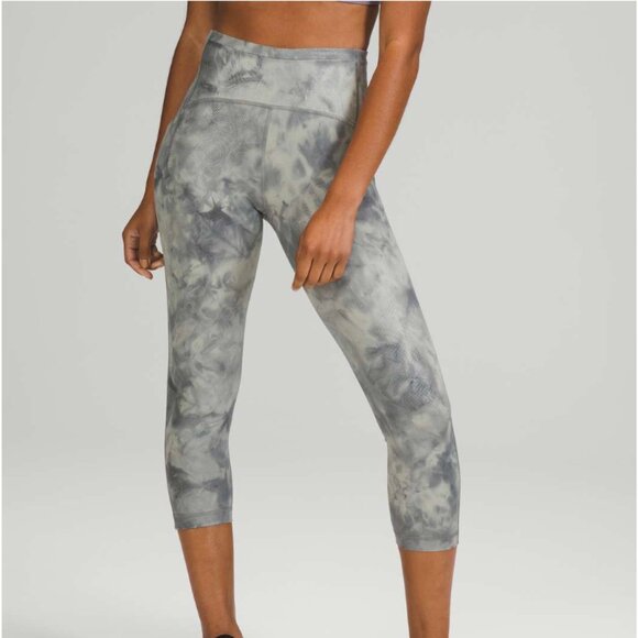 lululemon athletica Pants - Lululemon Seawheeze Swift Speed High-Rise Crop 21" Elation Foil Diamond Dye Gunm